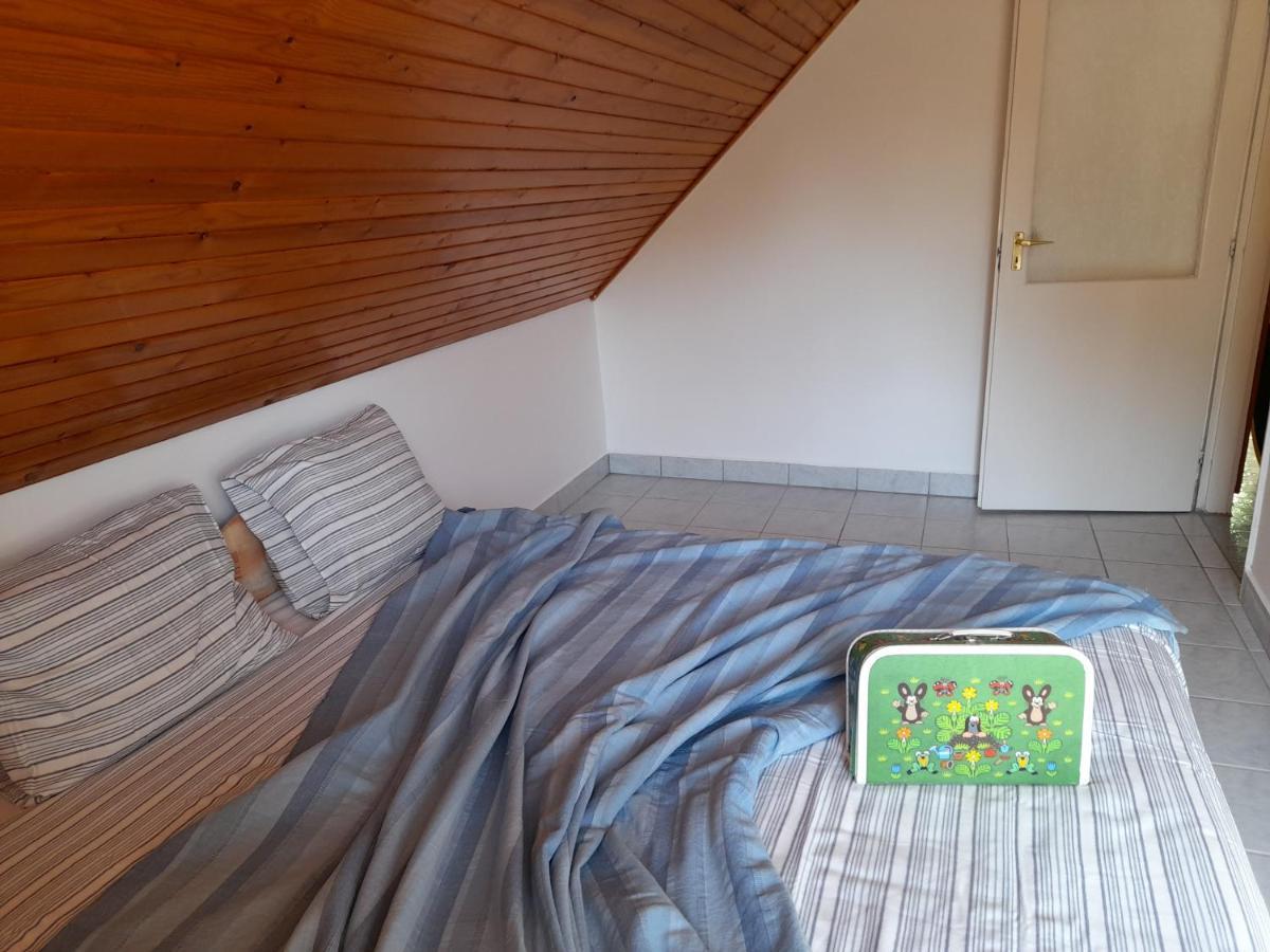 Fekete Bárány Apartman Apartman Balatonlelle Kültér fotó